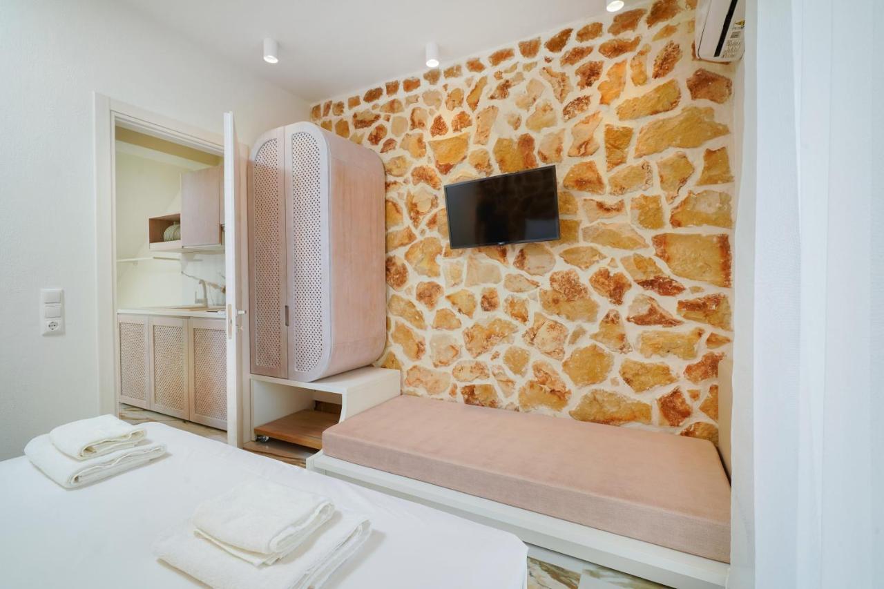 Athina Palace Luxurious Appartments Ποτός Εξωτερικό φωτογραφία